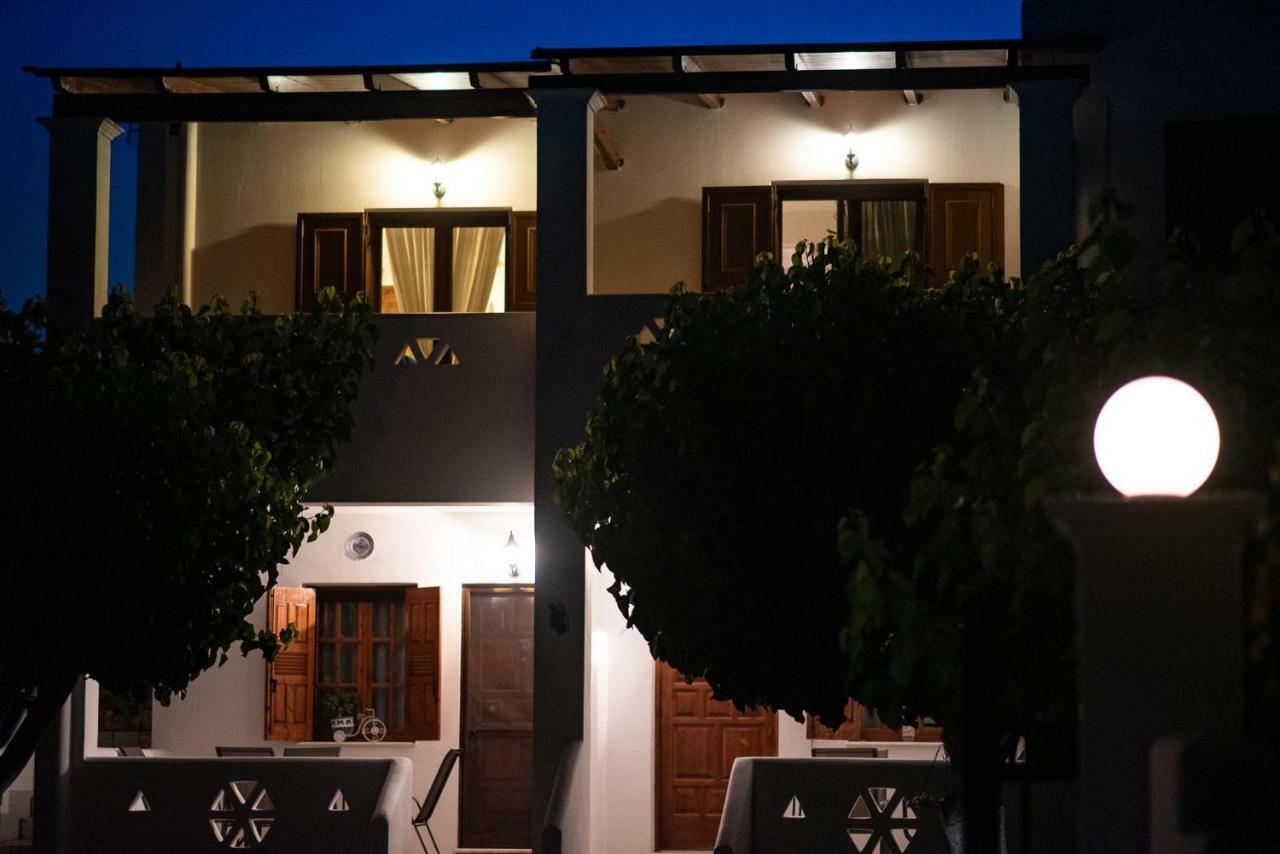 Athena'S Houses สกีรอส ภายนอก รูปภาพ